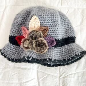 NWT Gougane Ireland Gray Crochet Knit Floral Warm Winter Cloch Womens Hat